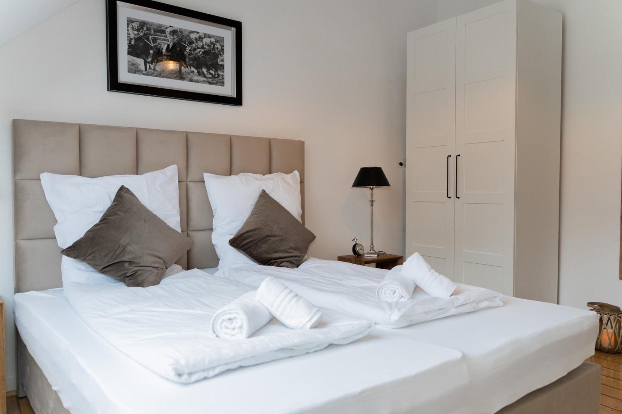 Moderne Apartments City Stadtnah -Junik Apartments Duisburg Ngoại thất bức ảnh